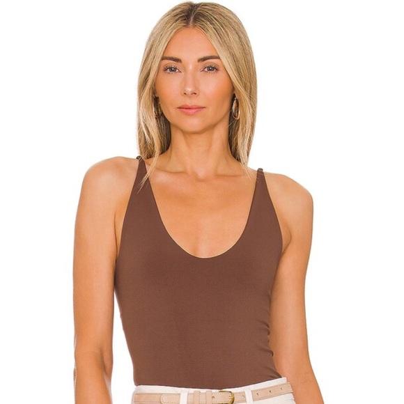 Free People Intimately Seamless V-Neck Camisole Built in Bra Chocolate L… - Picture 1 of 4